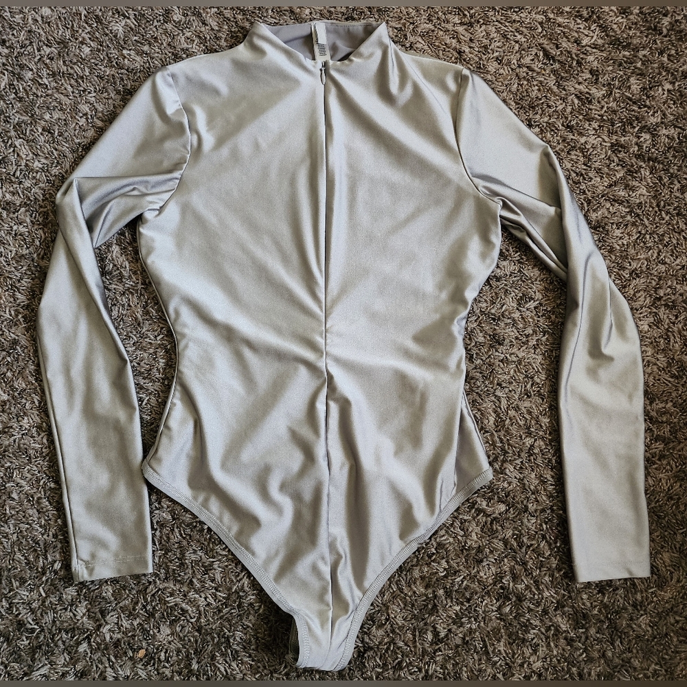 Skims Zip Front Limited Edition Smoke Long Sleeve Swim One Piece L